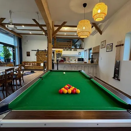 Holiday home Le Refuge Du 55 *